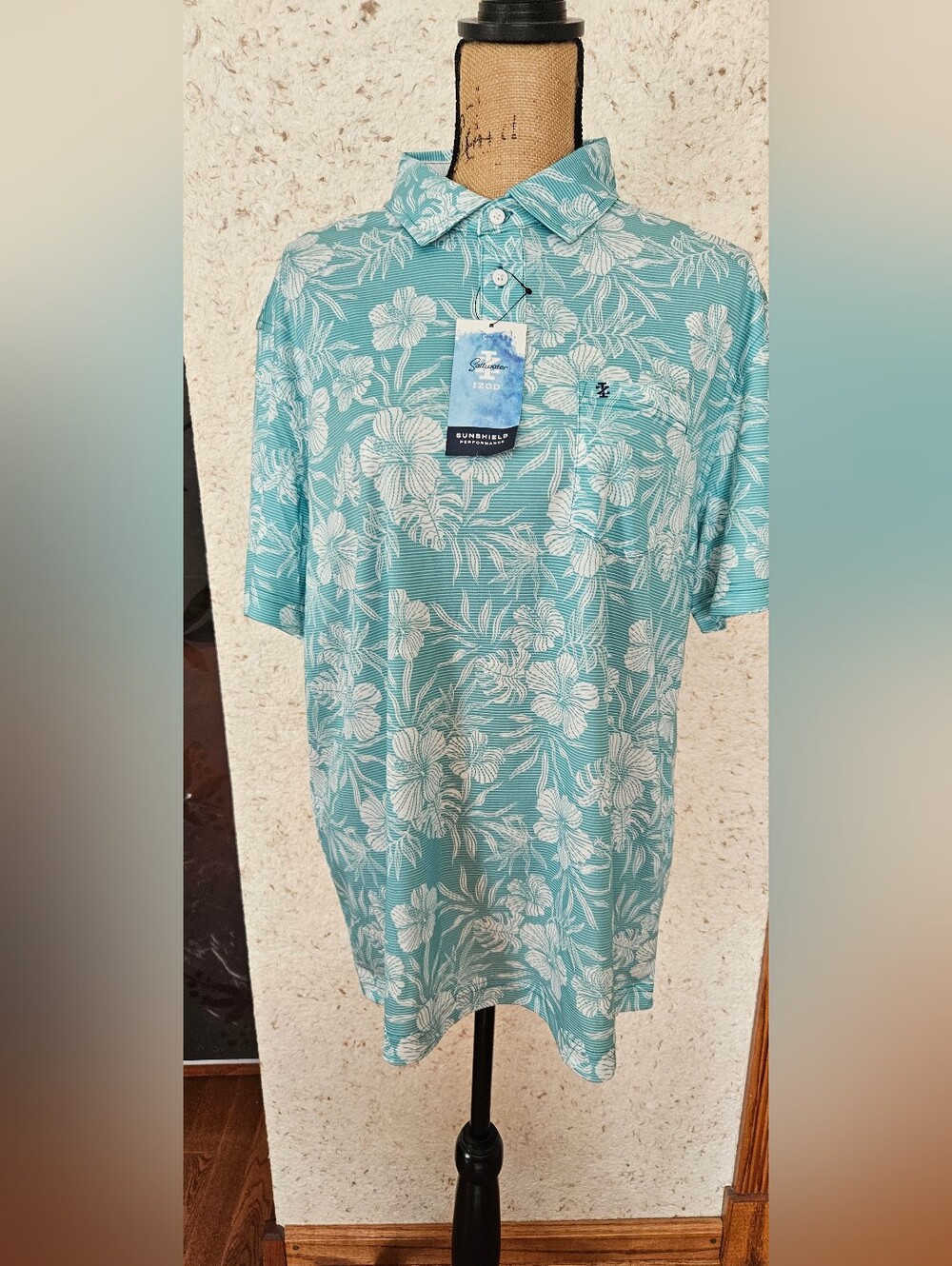 Izod Men's Aqua Floral Polo